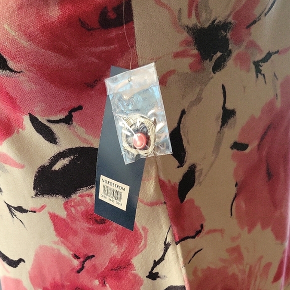 Jones New York Signature Silk Blend Fuscia Floral L/S V-Neck Cardigan - Picture 5 of 8